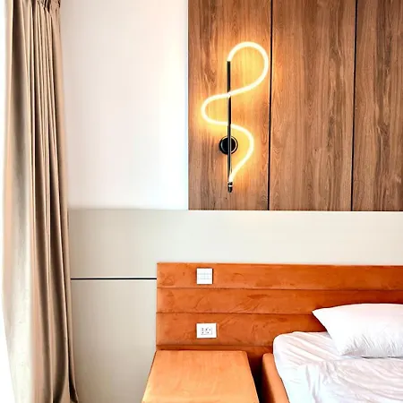 Aqua Vista Opera Mamaia Mare Si Ultra Lux - Facilitati Incluse * Navodari